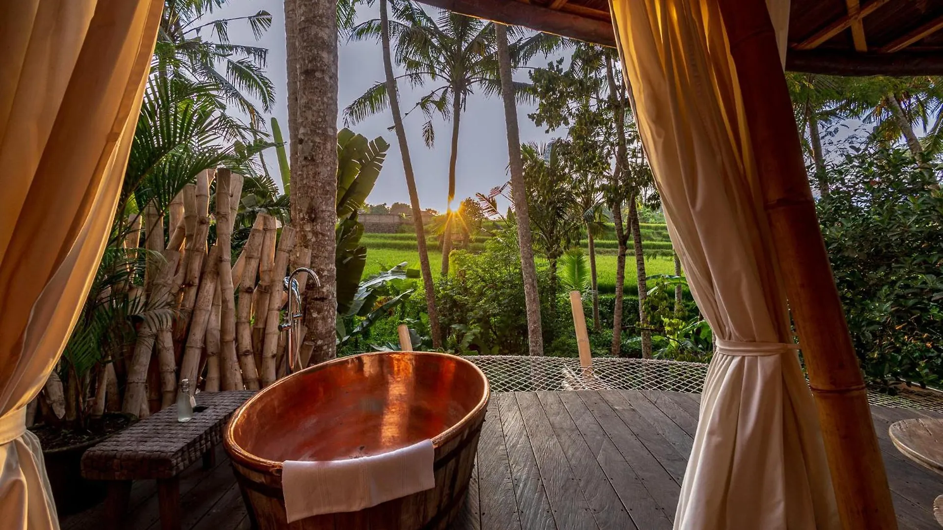 Stone House Hotel Ubud