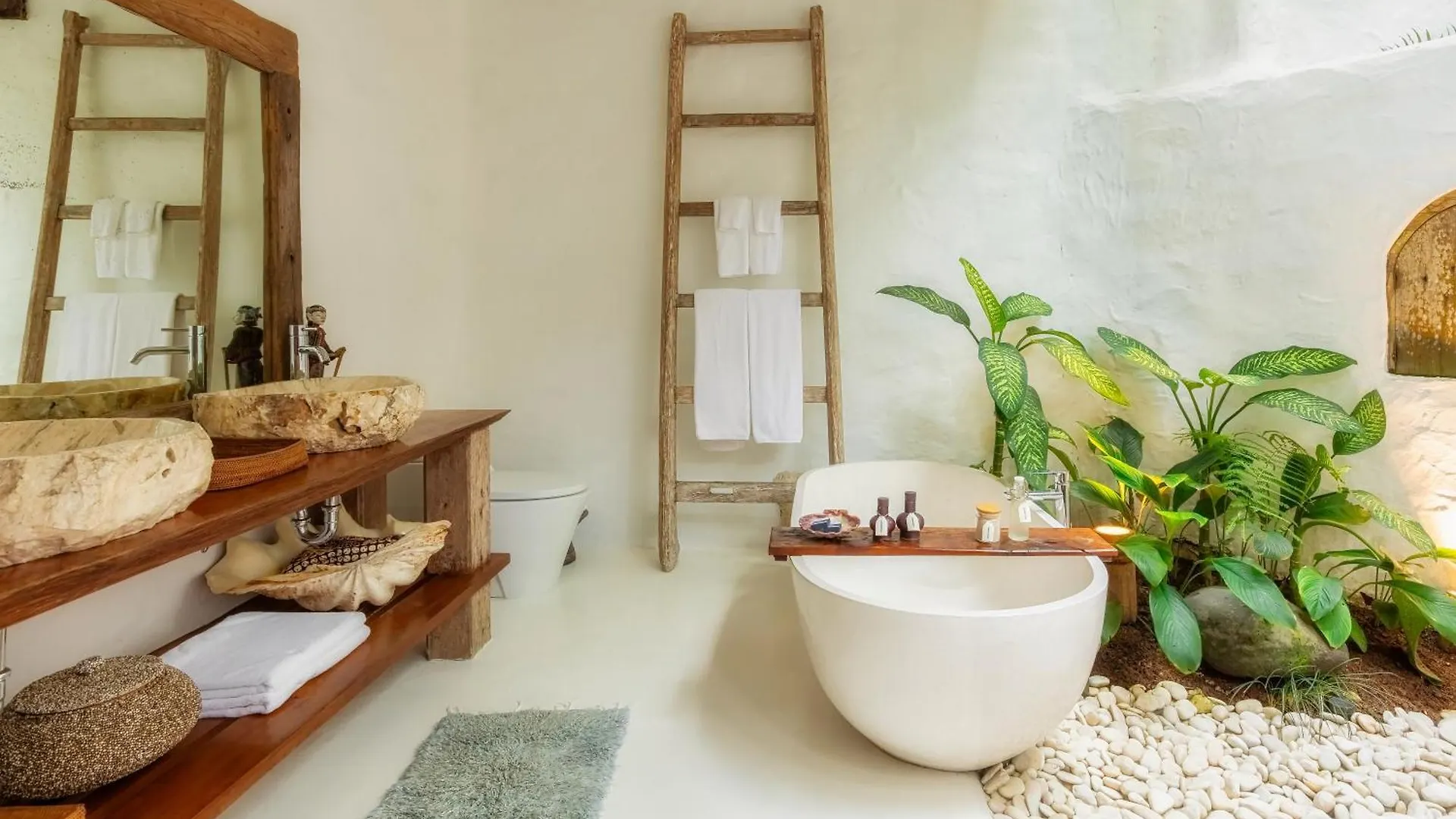 Stone House Hotel Ubud  Guest house