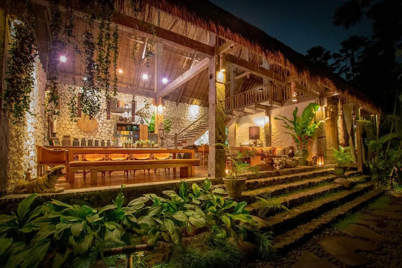 Stone House Hotel Ubud